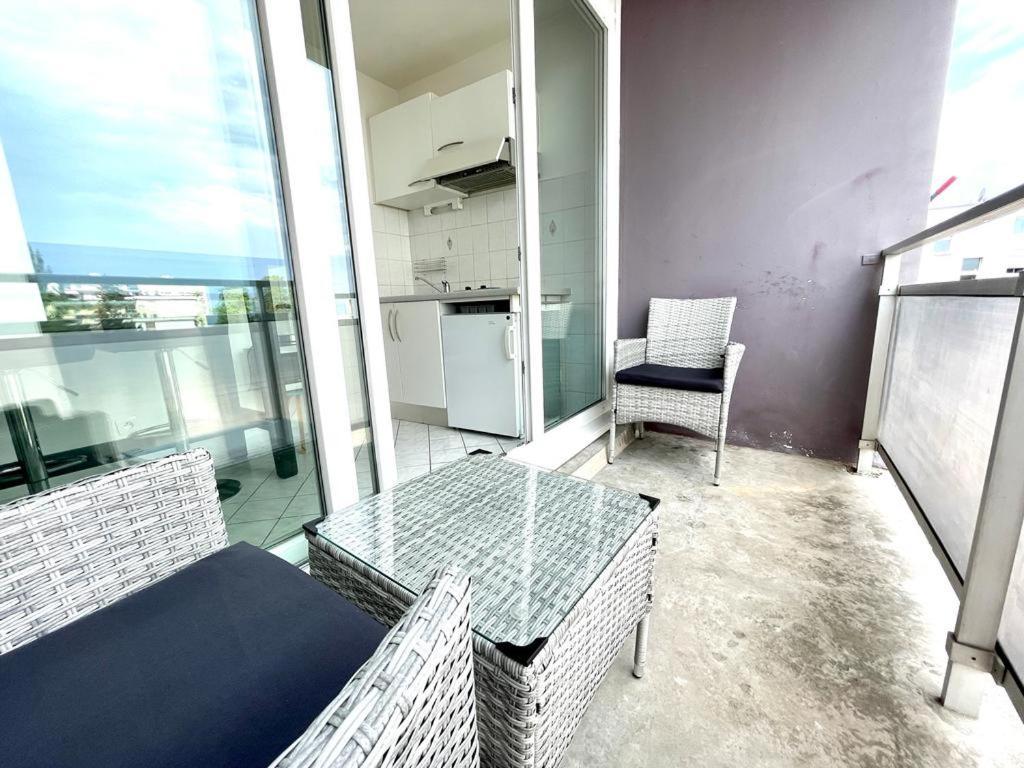Cool Studio Saint Louis Vicino Stazione/Aereoporto Apartment Ngoại thất bức ảnh