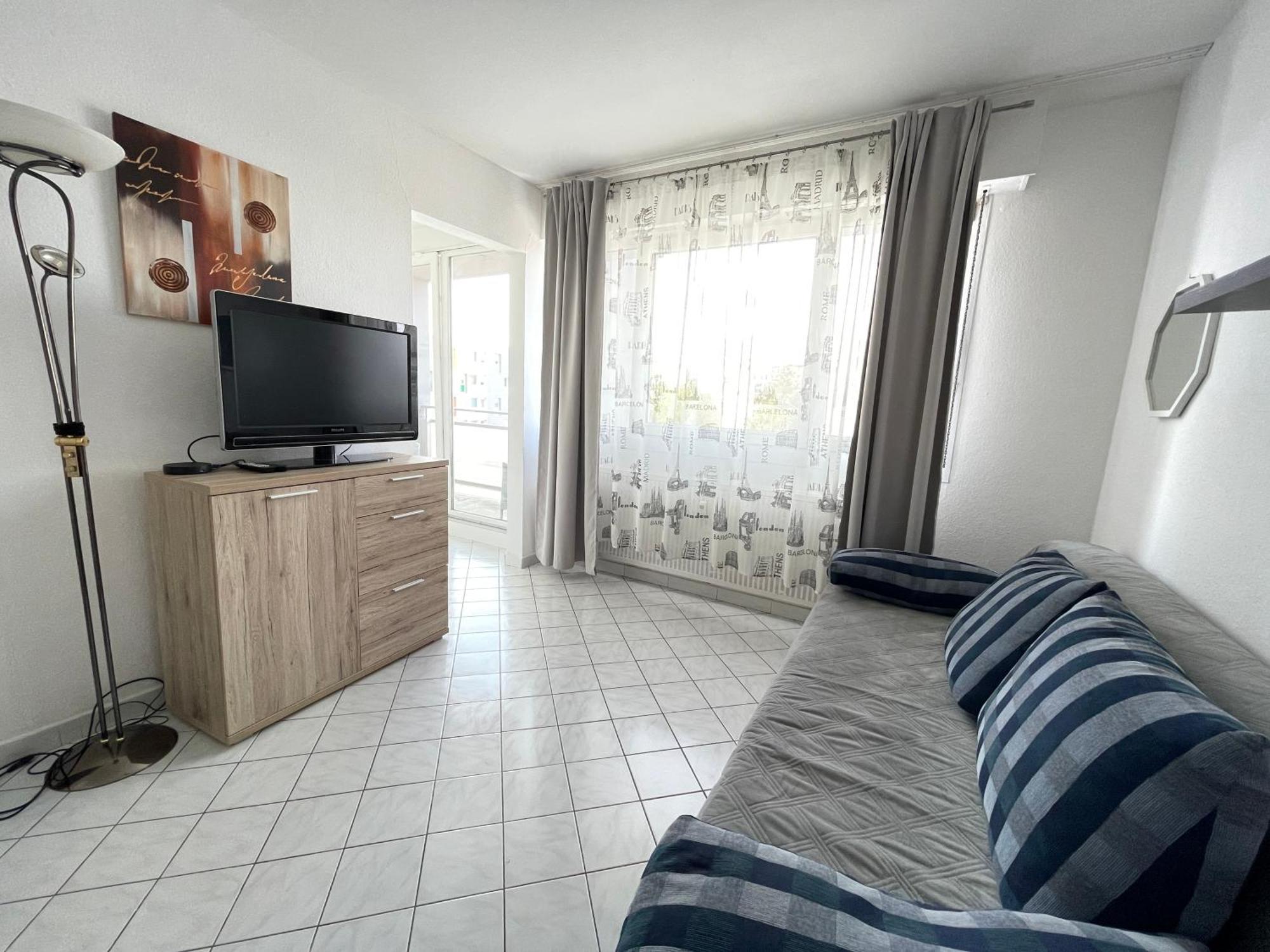 Cool Studio Saint Louis Vicino Stazione/Aereoporto Apartment Ngoại thất bức ảnh